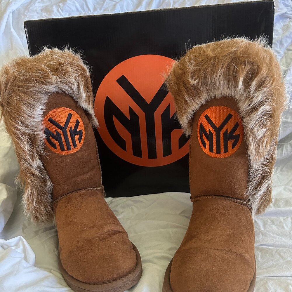 NY Knicks Brown Boots Size 9 Women's Official - "UGG Style"